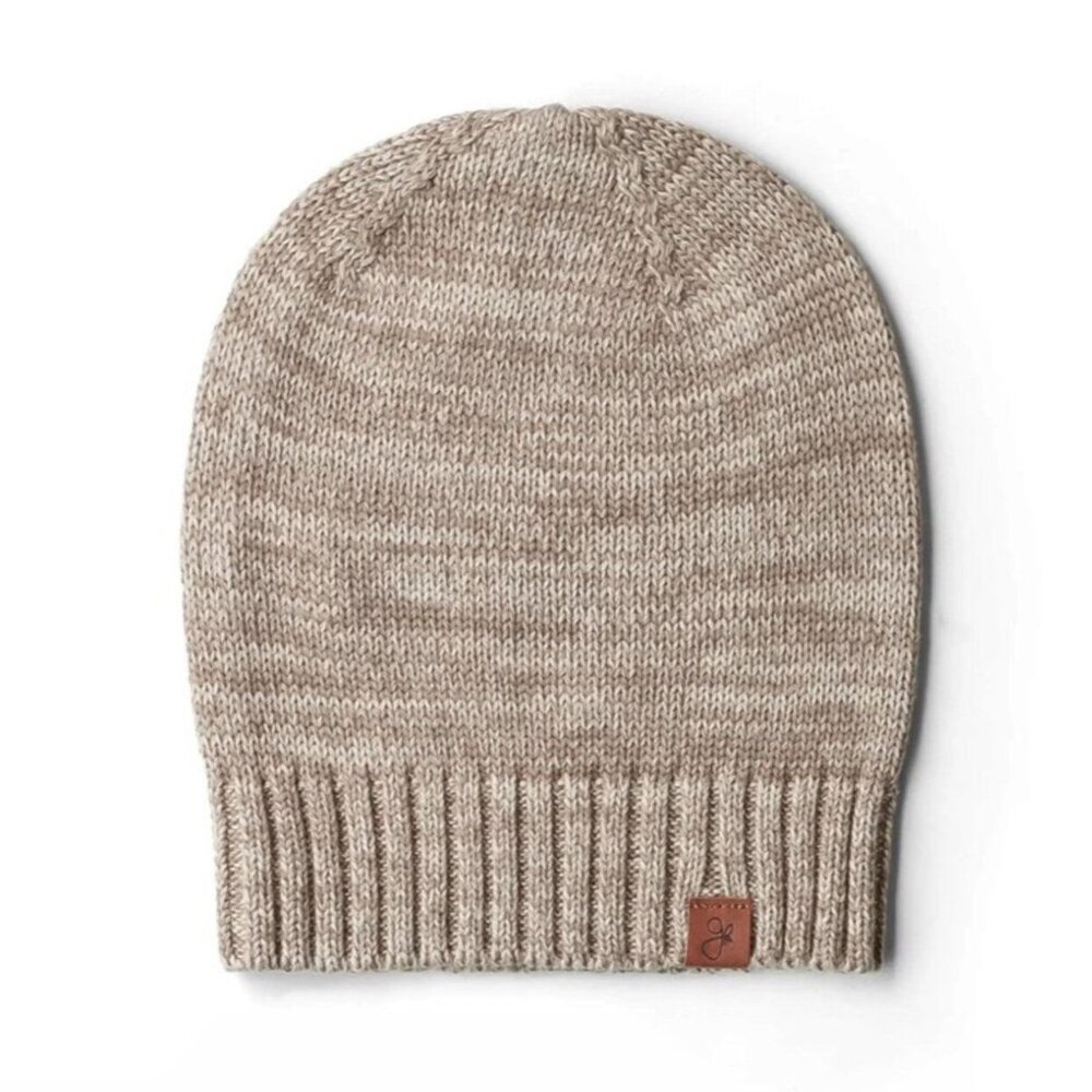NWOT Goumi knit beanie